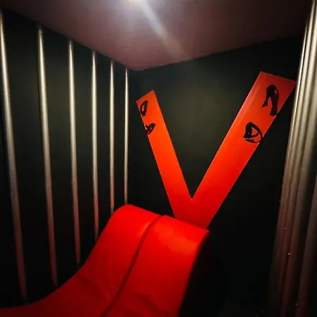 Sal De La Monotonia Con Tu Pareja - Discret Room